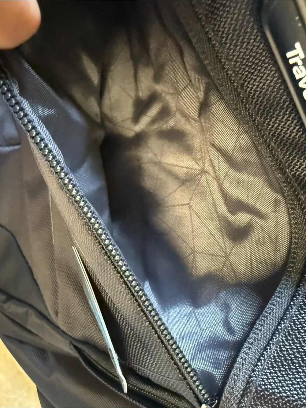 NWT $128 TRAVELER’S CHOICE Silverwood Black Backpack Urban Travel Pack Large Bag